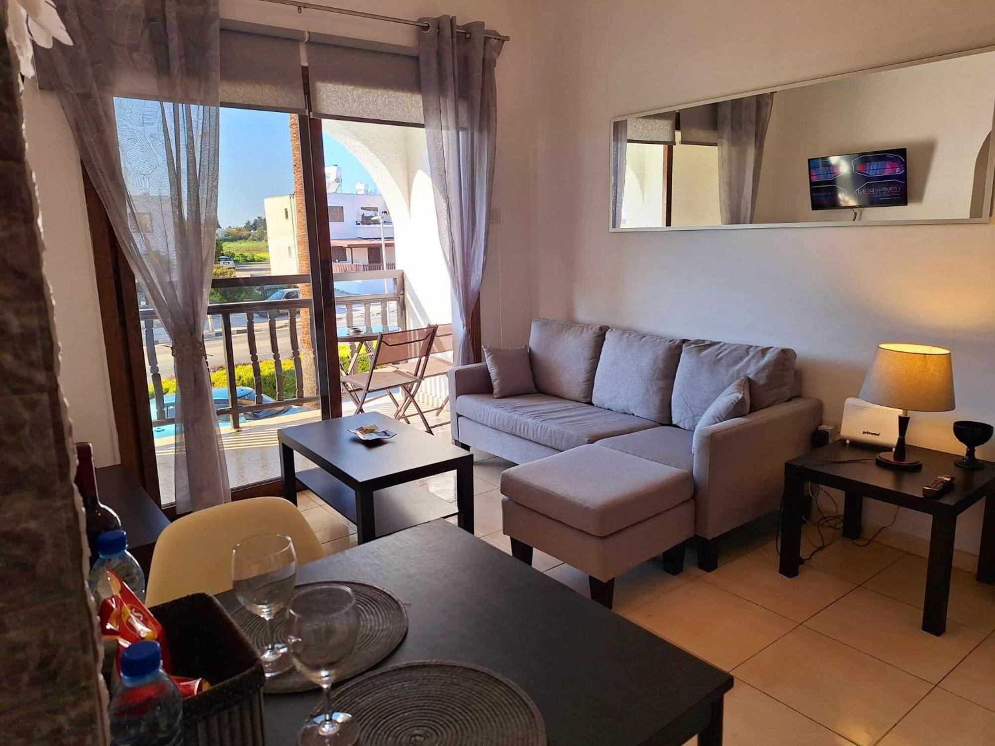 Kato Paphos Apt 400M To The Beach ภายนอก รูปภาพ